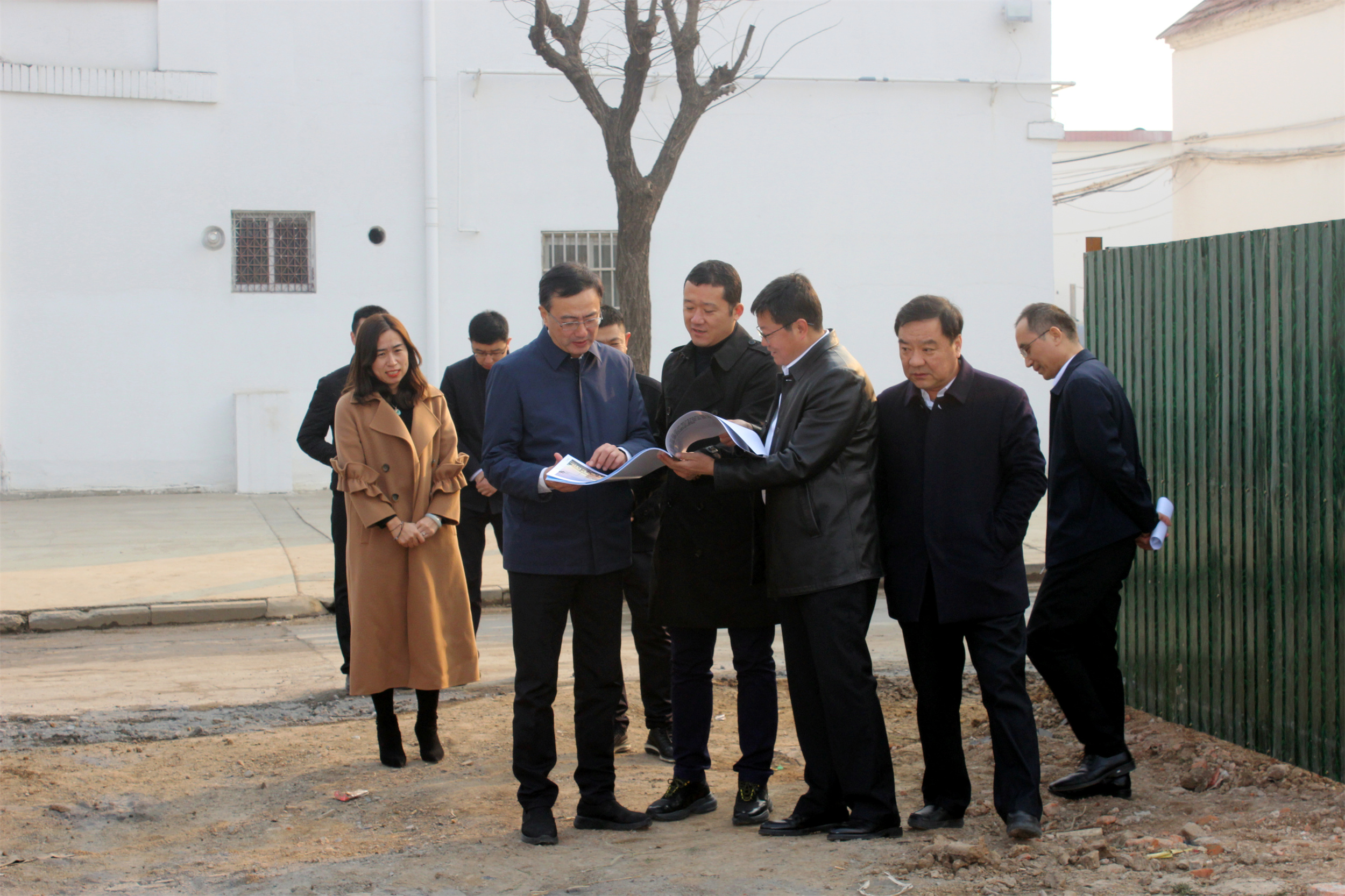 熱烈歡迎周村區(qū)委沙書記視察萬志達新廠區(qū)項目建設進度(圖2)
